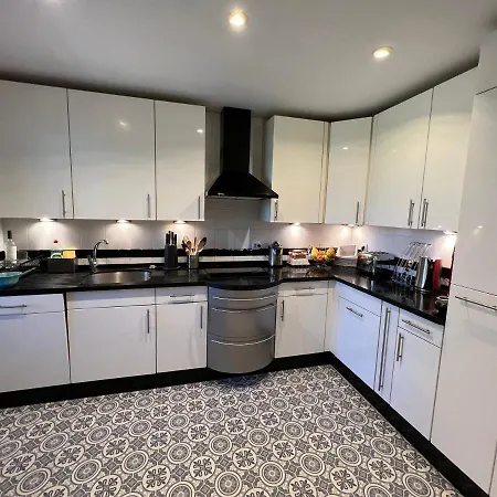 Marbella Luxueux Duplex 3 Ch.- 3 Bains - 155 M² + 100 M² Terrasses