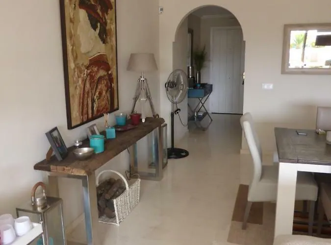 Marbella Luxueux Duplex 3 Ch.- 3 Bains - 155 M² + 100 M² Terrasses Apartment