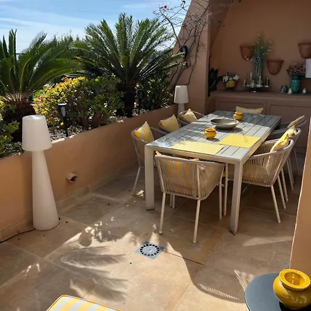 Marbella Luxueux Duplex 3 Ch.- 3 Bains - 155 M² + 100 M² Terrasses Apartament